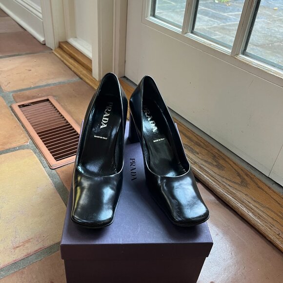 PRADA Size 381/2 - Picture 2 of 3